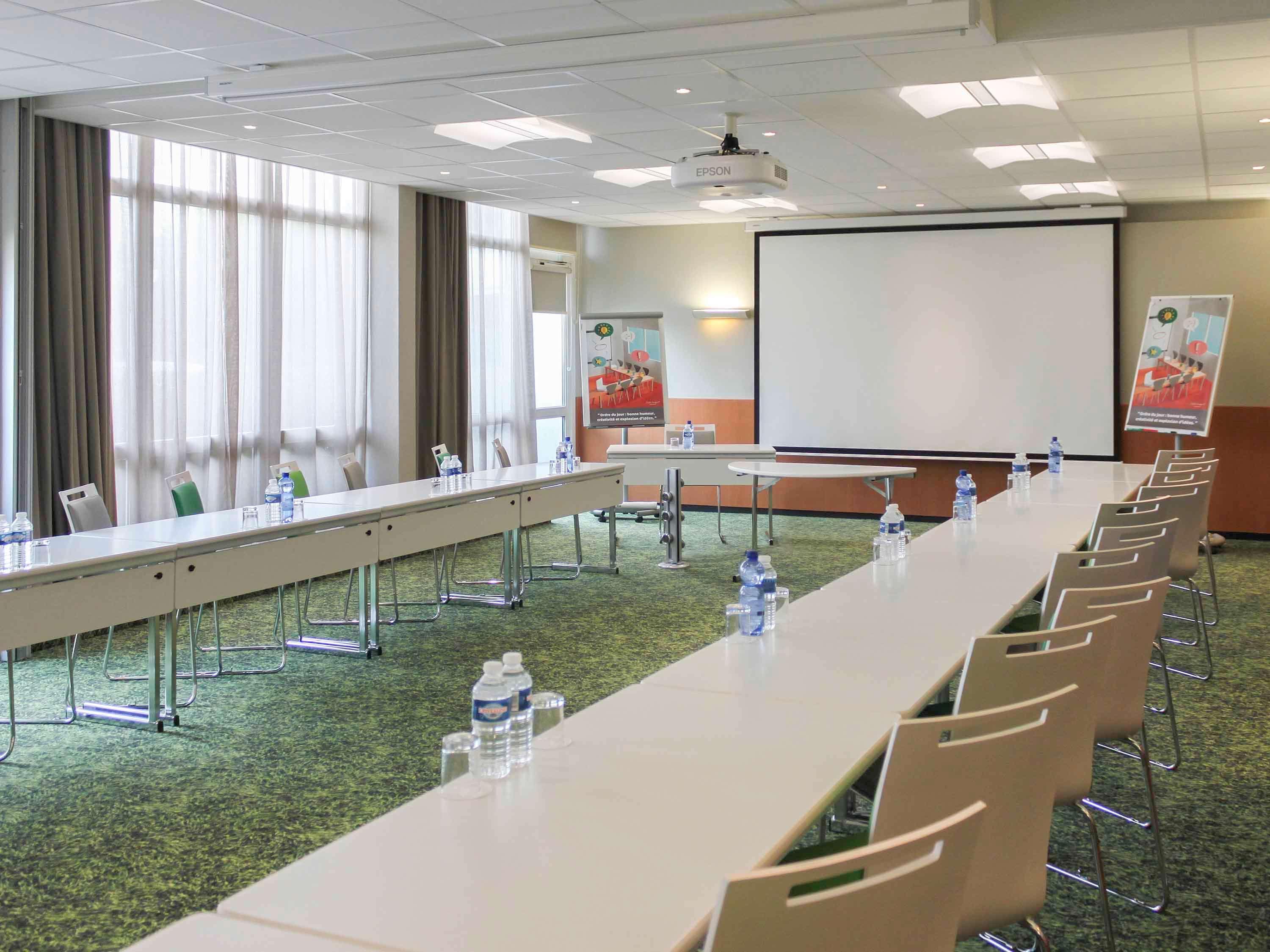 Ibis Styles Marseille Aeroport Ξενοδοχείο Βιτρόλ Εξωτερικό φωτογραφία