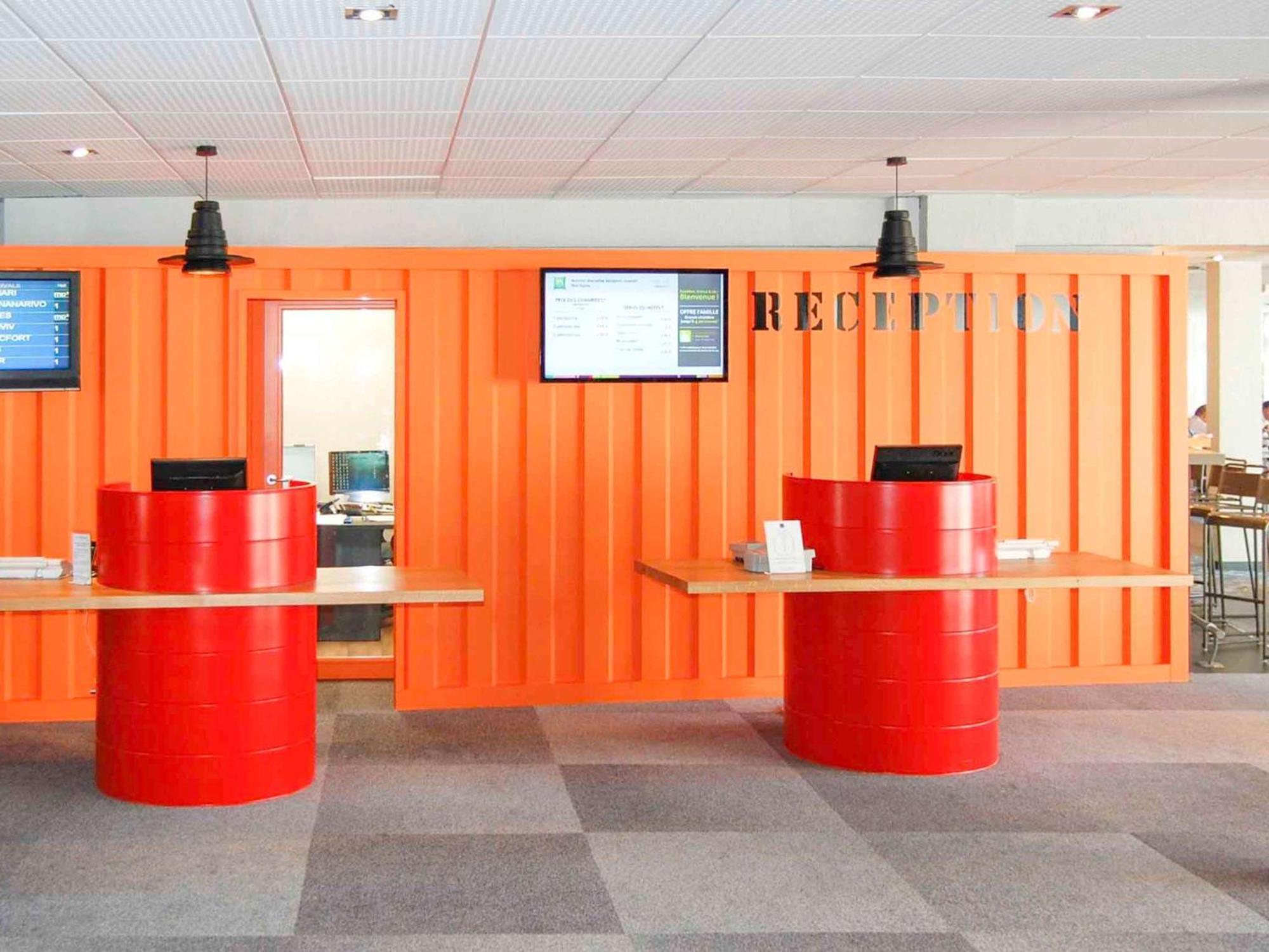 Ibis Styles Marseille Aeroport Ξενοδοχείο Βιτρόλ Εξωτερικό φωτογραφία