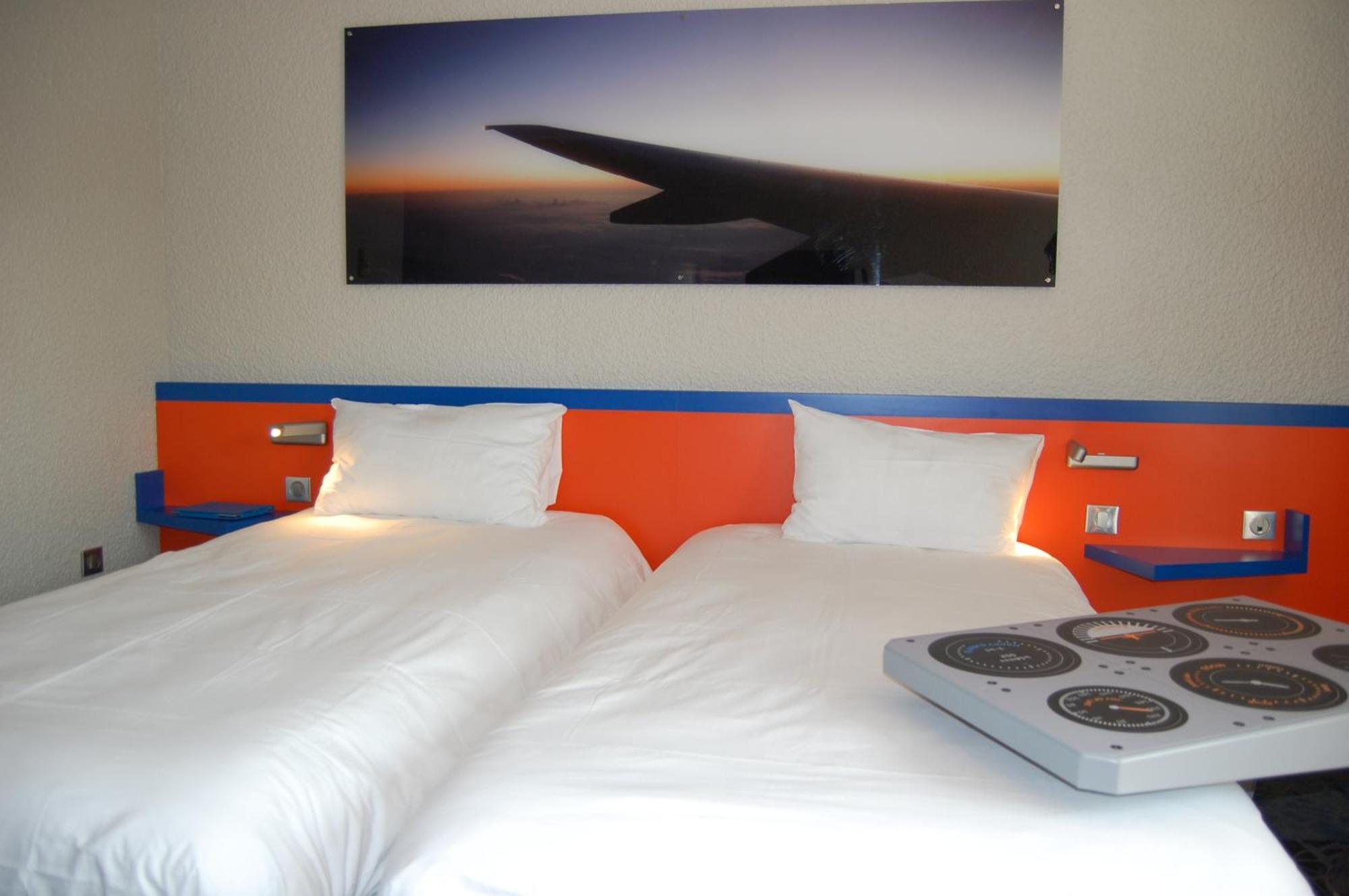 Ibis Styles Marseille Aeroport Ξενοδοχείο Βιτρόλ Εξωτερικό φωτογραφία