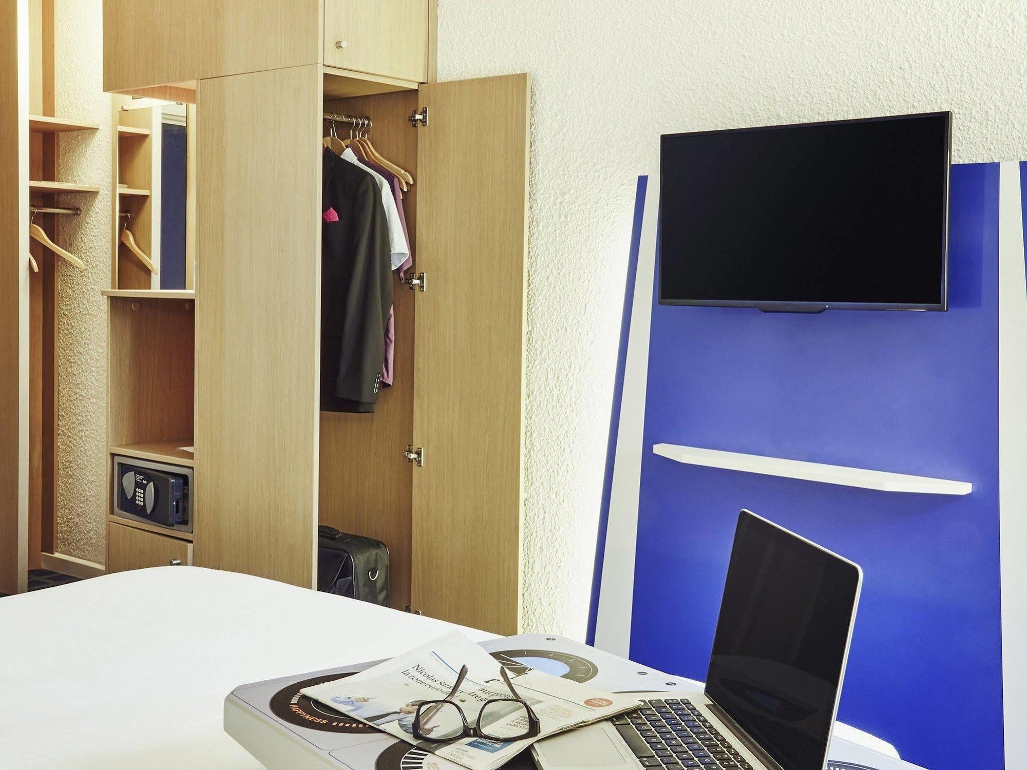 Ibis Styles Marseille Aeroport Ξενοδοχείο Βιτρόλ Εξωτερικό φωτογραφία